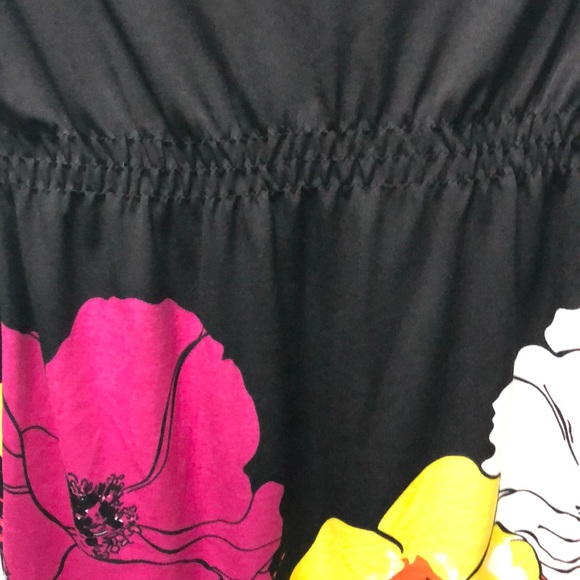 Light Summer Dress - Picture 2 of 2